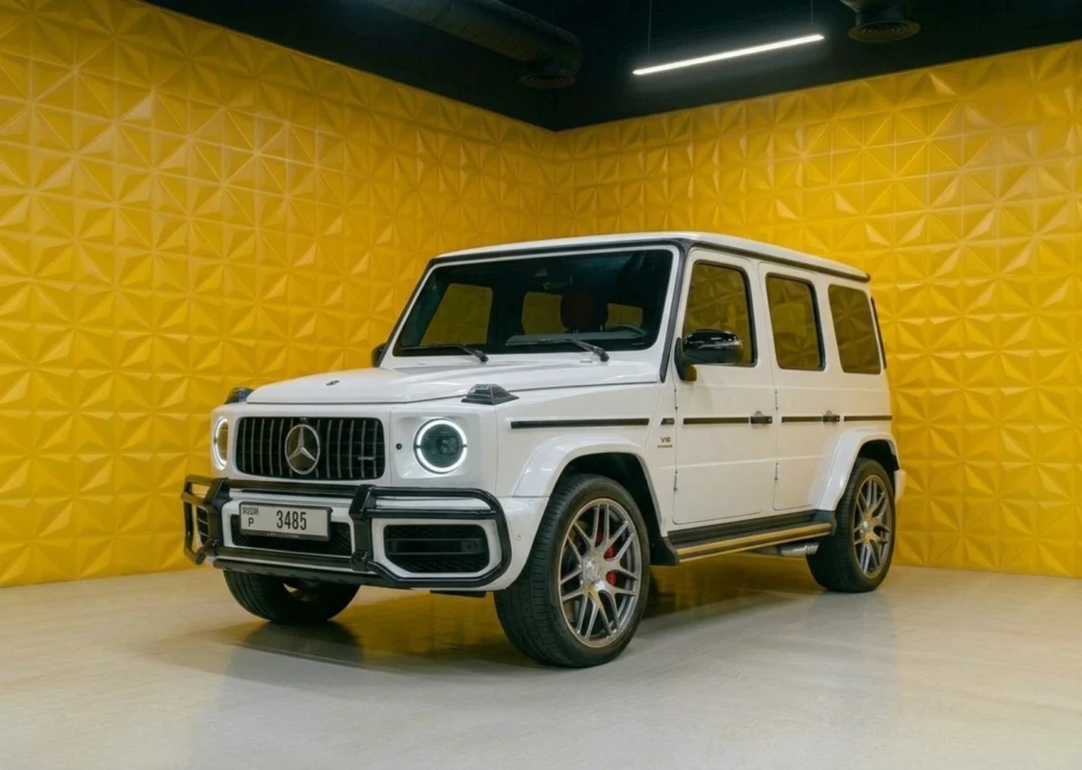 Mercedes Benz G63 2025 AMG White huren in Dubai