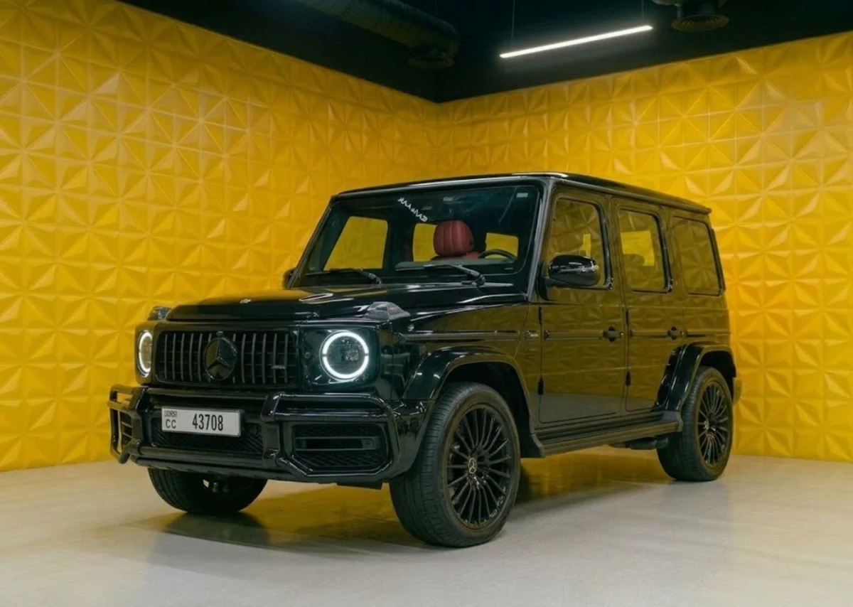 G63 AMG Black 2024 huren in Dubai