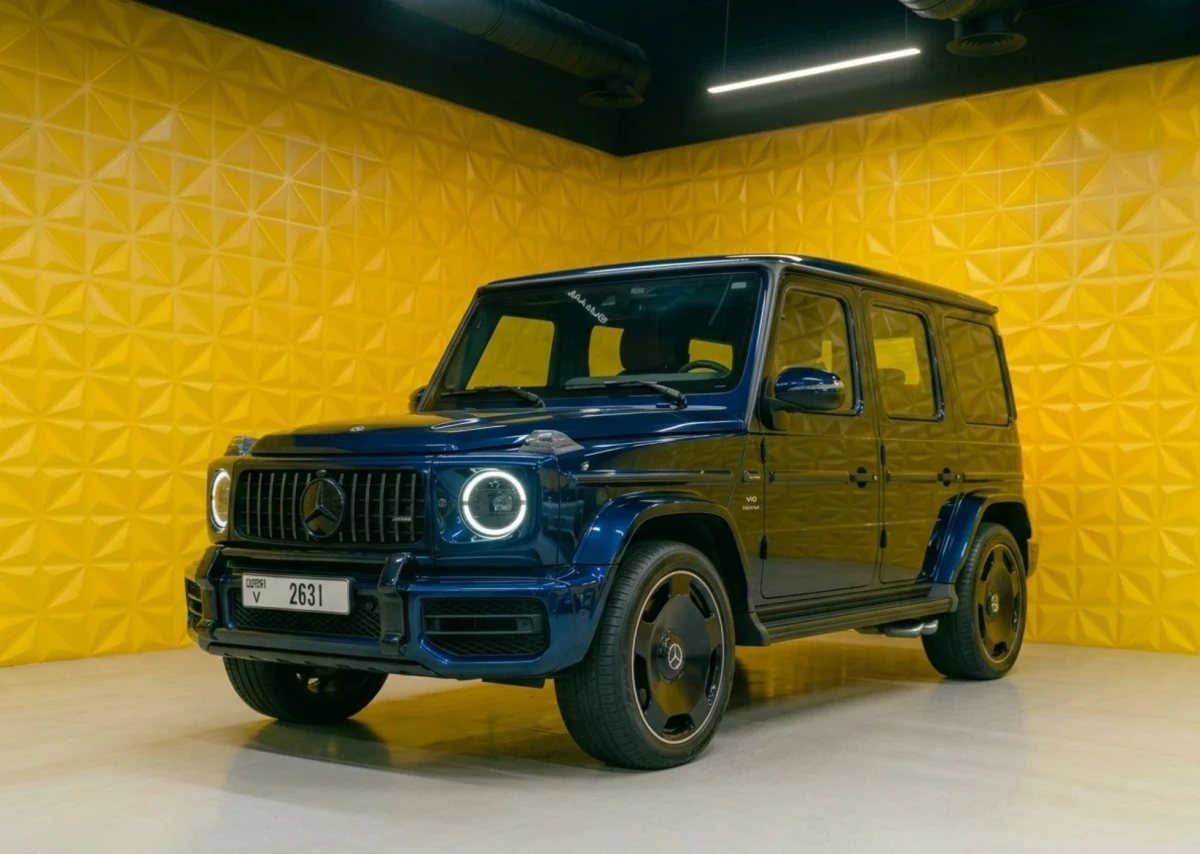 Mercedes Benz G63 2025 AMG Dark Blue huren in Dubai