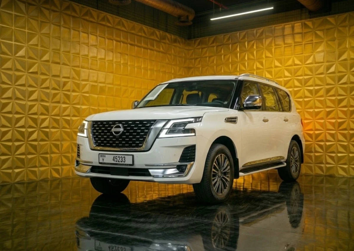 Rent Nissan Patrol 2023/2024 of vergelijkbaar huren in Dubai